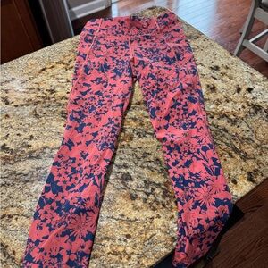 Lululemon Final Lap Crop *23" efflorescent dark canyon onyx blue size 6